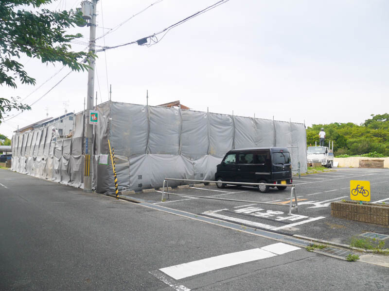 キャナリィ ロウ寝屋川公園店の解体工事が始まってる 7月から休業していたイタリアンレストラン 寝屋川つーしん